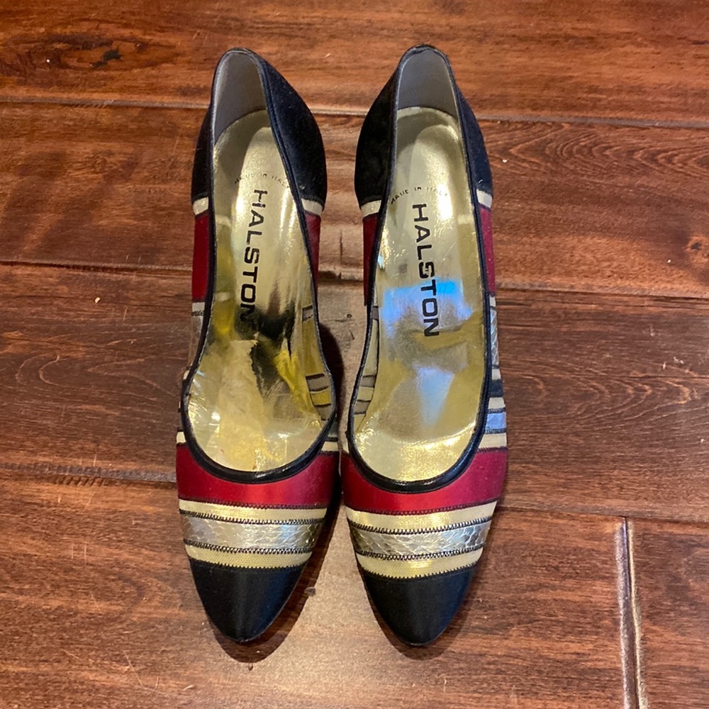 Vintage Halston Pumps Size 6.5 New!!